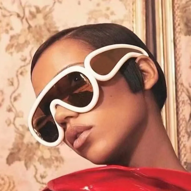 Mõõdus Luksust, Glamuuri Naiste Päikeseprillid moebränd Punk Ebaregulaarne Daamid Klaasidega UV400 Pilt 0